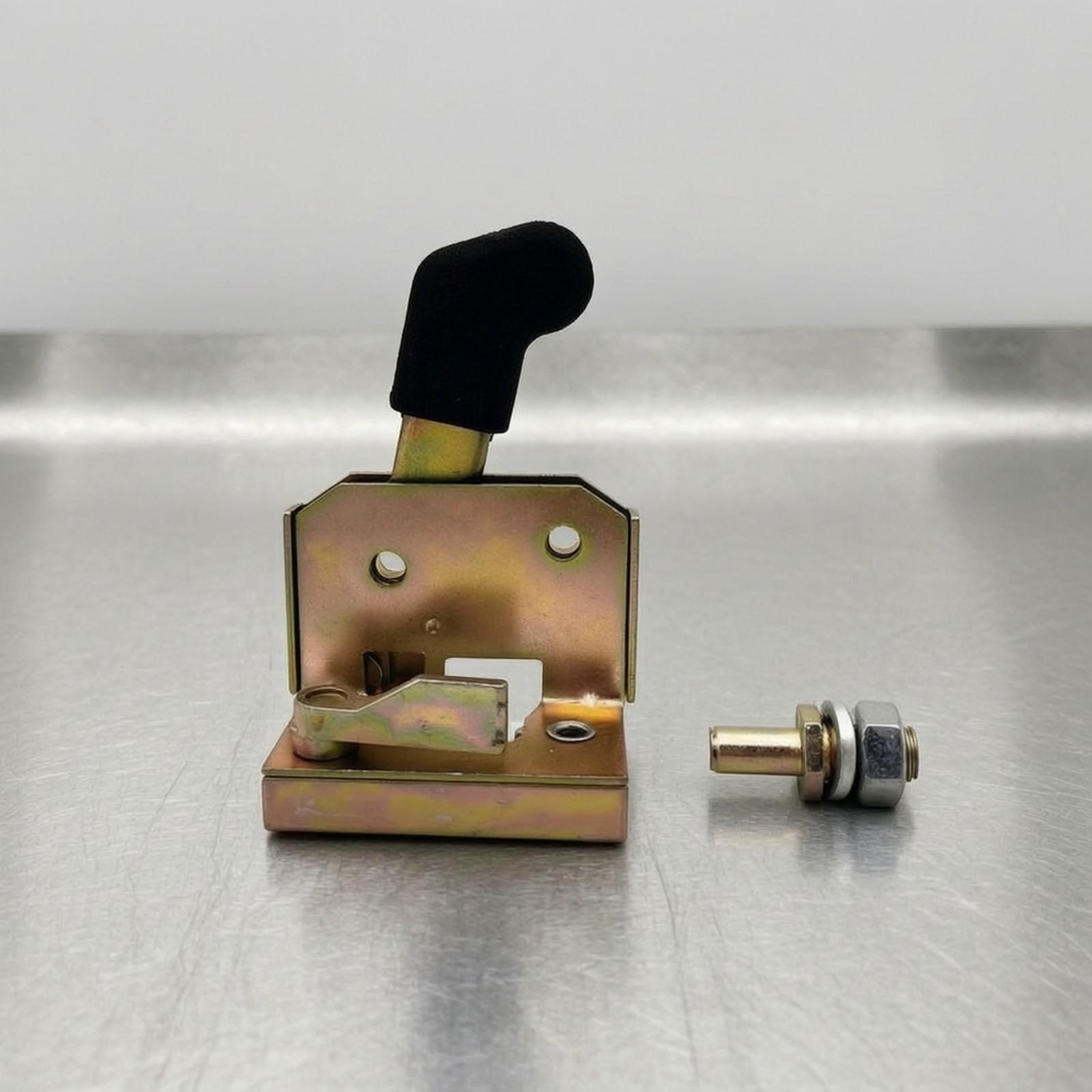 Mechaniczny zatrzask do drzwi  – Door Lock recenzja i cena